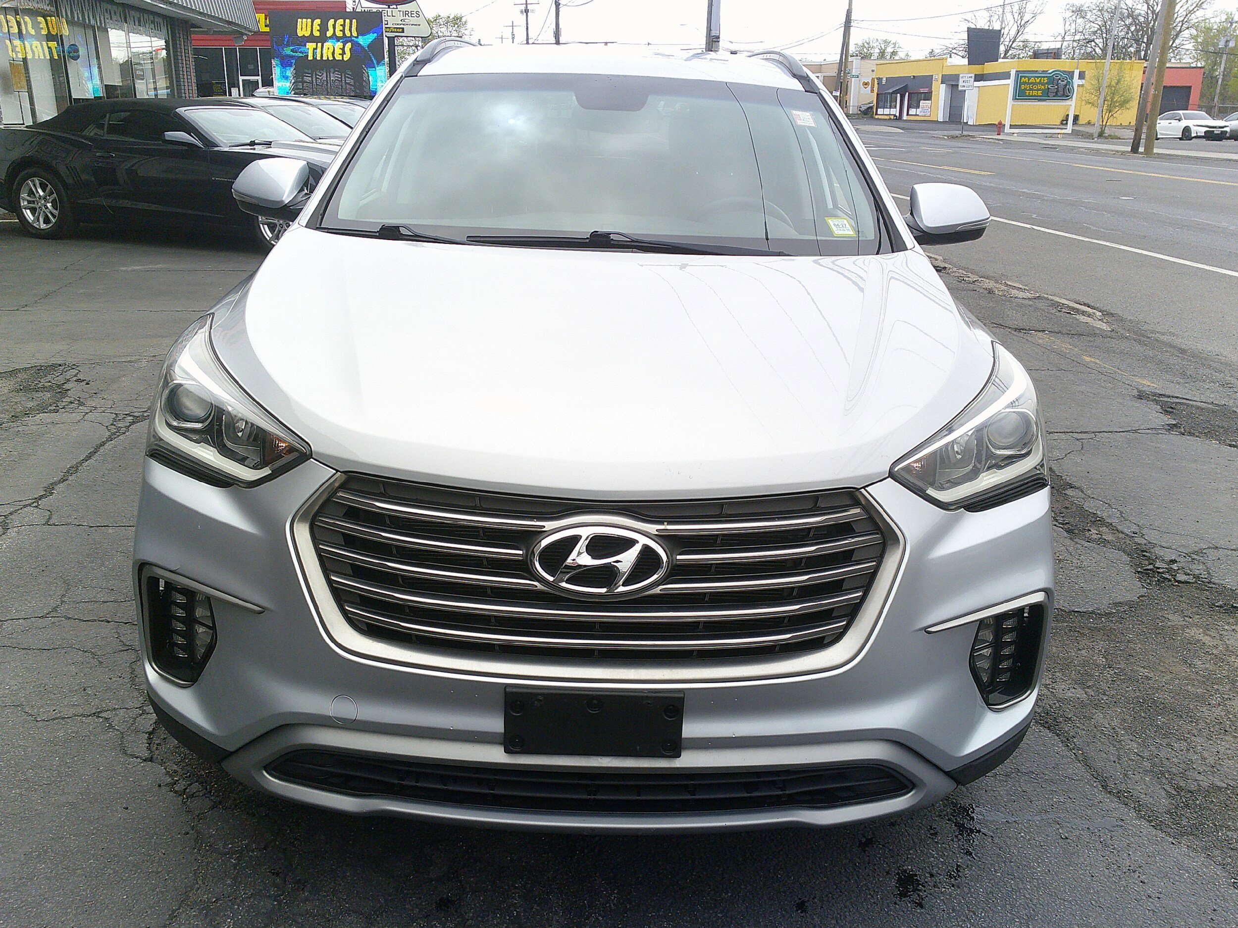 Used 2019 Hyundai Santa Fe XL SE w/ SE Premium Package 02 AWD/4WD image 9