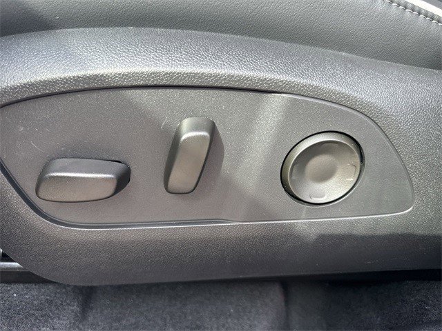 New 2026 Buick Enclave Sport Touring w/ Power Package image 12