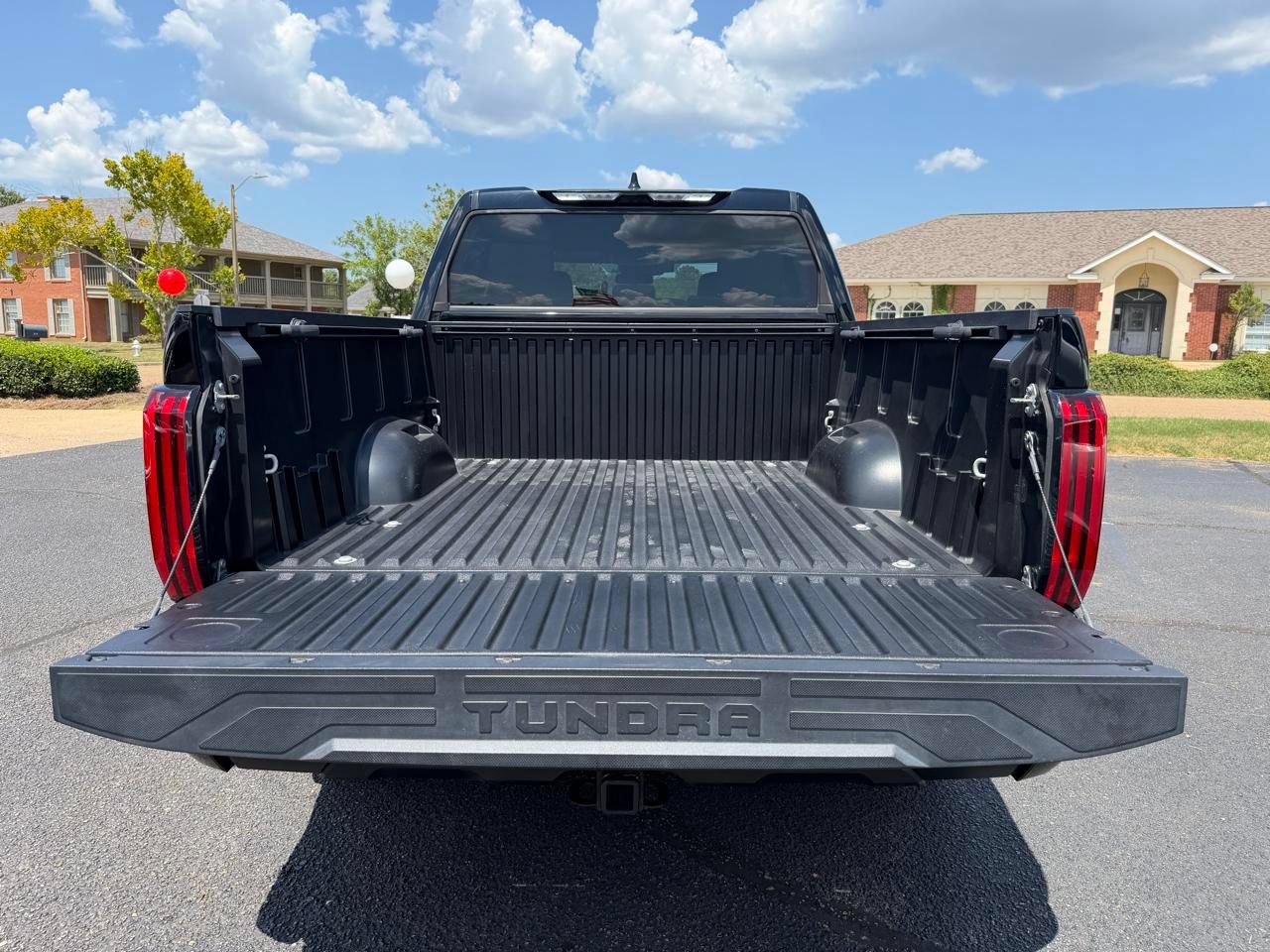 Used 2023 Toyota Tundra SR5 w/ SR5 Convenience Package AWD/4WD image 7