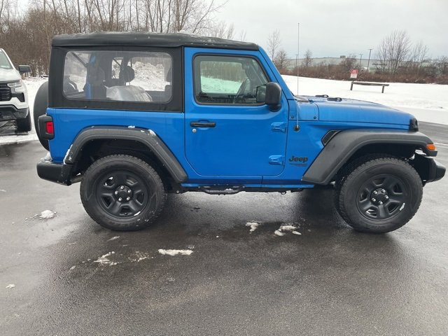 Used 2021 Jeep Wrangler Sport image 6