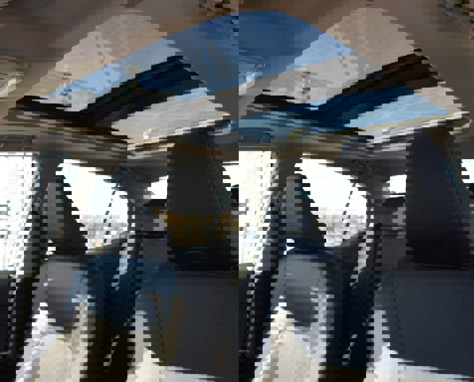 Certified 2025 Toyota Camry XLE image 6