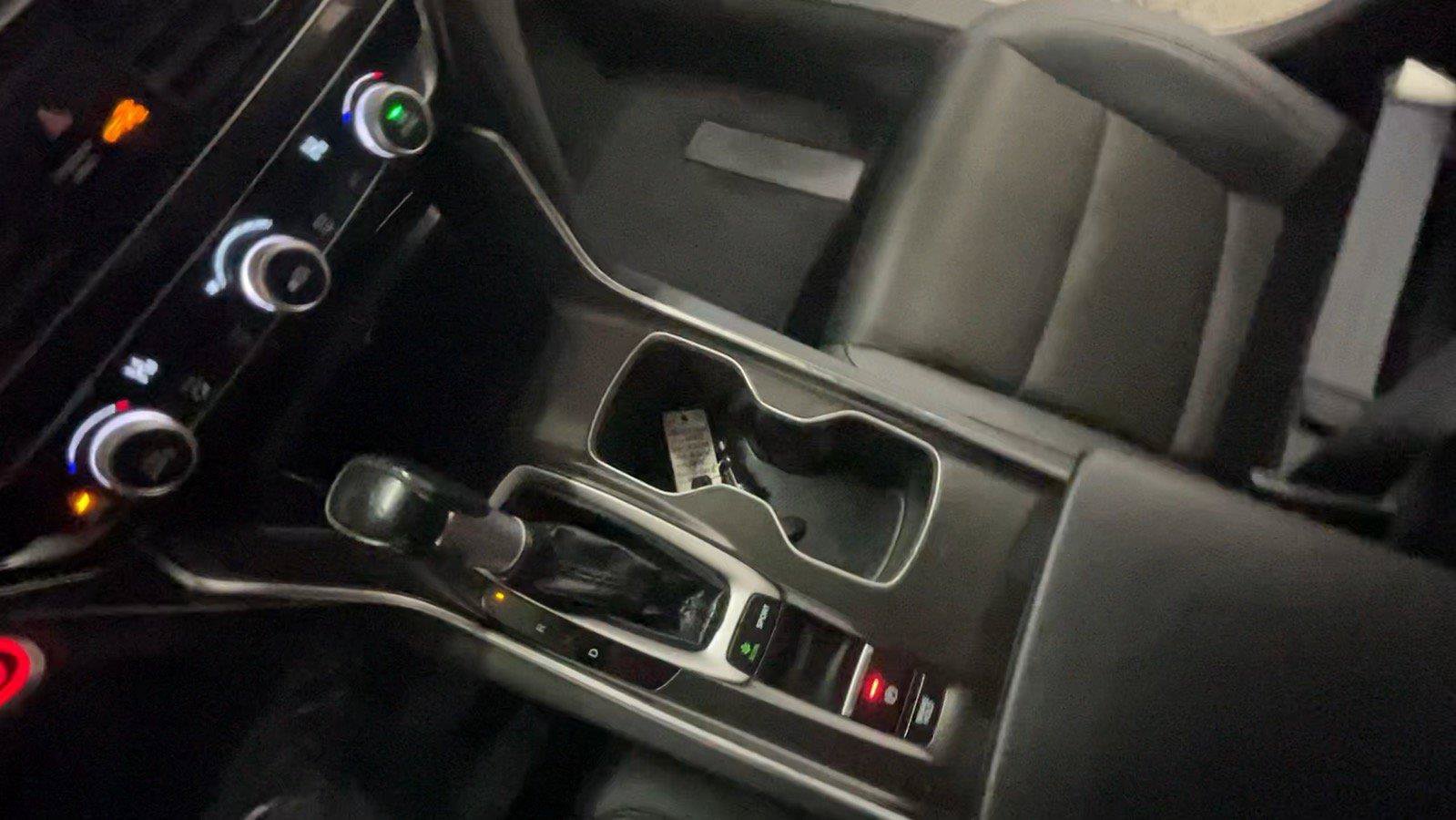 Used 2020 Honda Accord Sport image 39