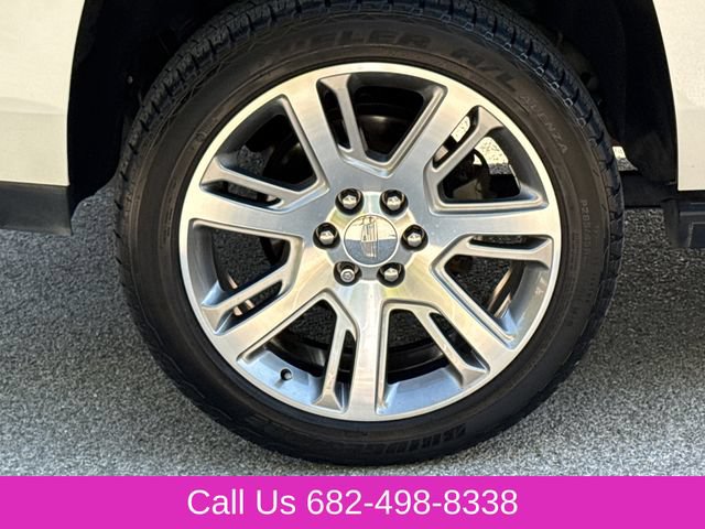 Used 2020 Cadillac Escalade Premium Luxury AWD/4WD image 9