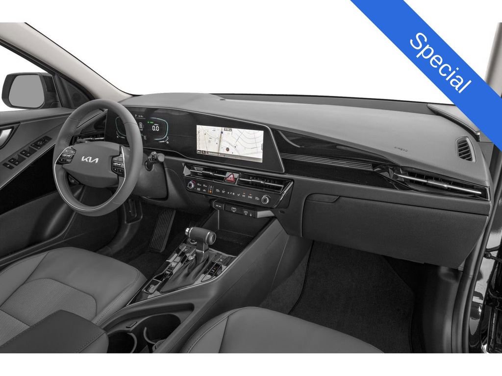 Used 2023 Kia Niro EX image 27