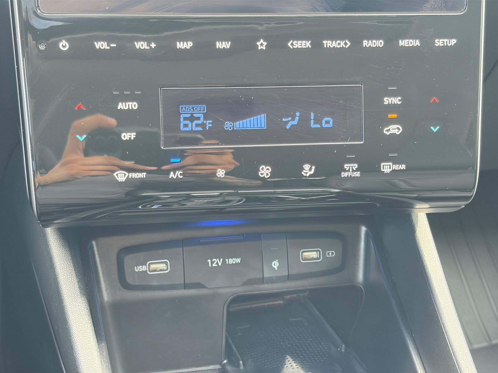 Used 2024 Hyundai Tucson SEL w/ Convenience Package AWD/4WD image 26