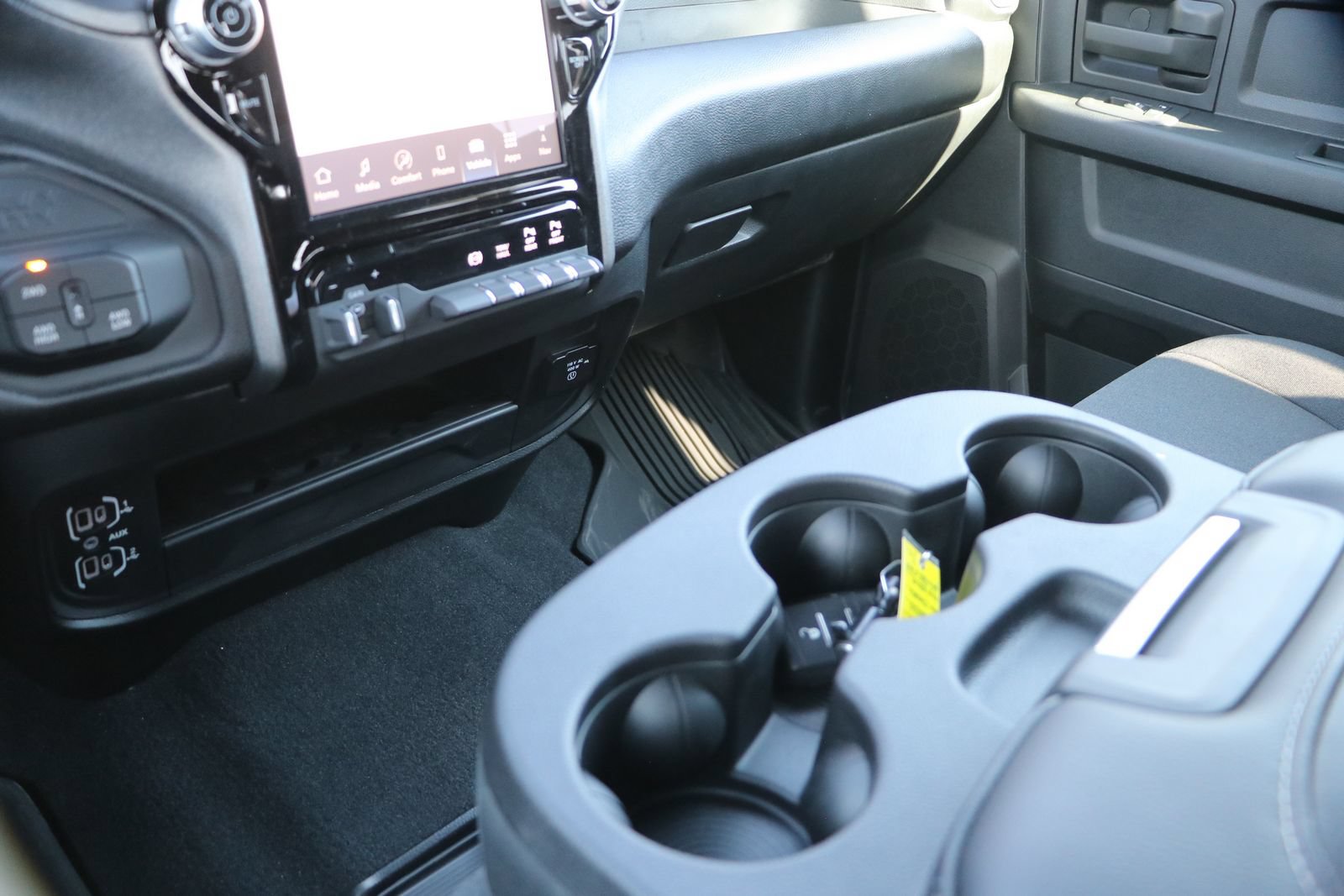 New 2025 RAM 2500 Tradesman AWD/4WD image 23