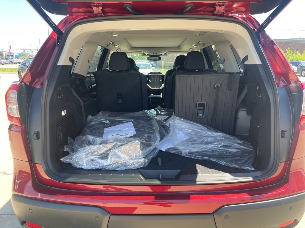 Used 2025 Subaru Ascent Touring image 9