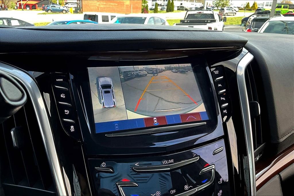 Used 2020 Cadillac Escalade ESV Premium Luxury image 21