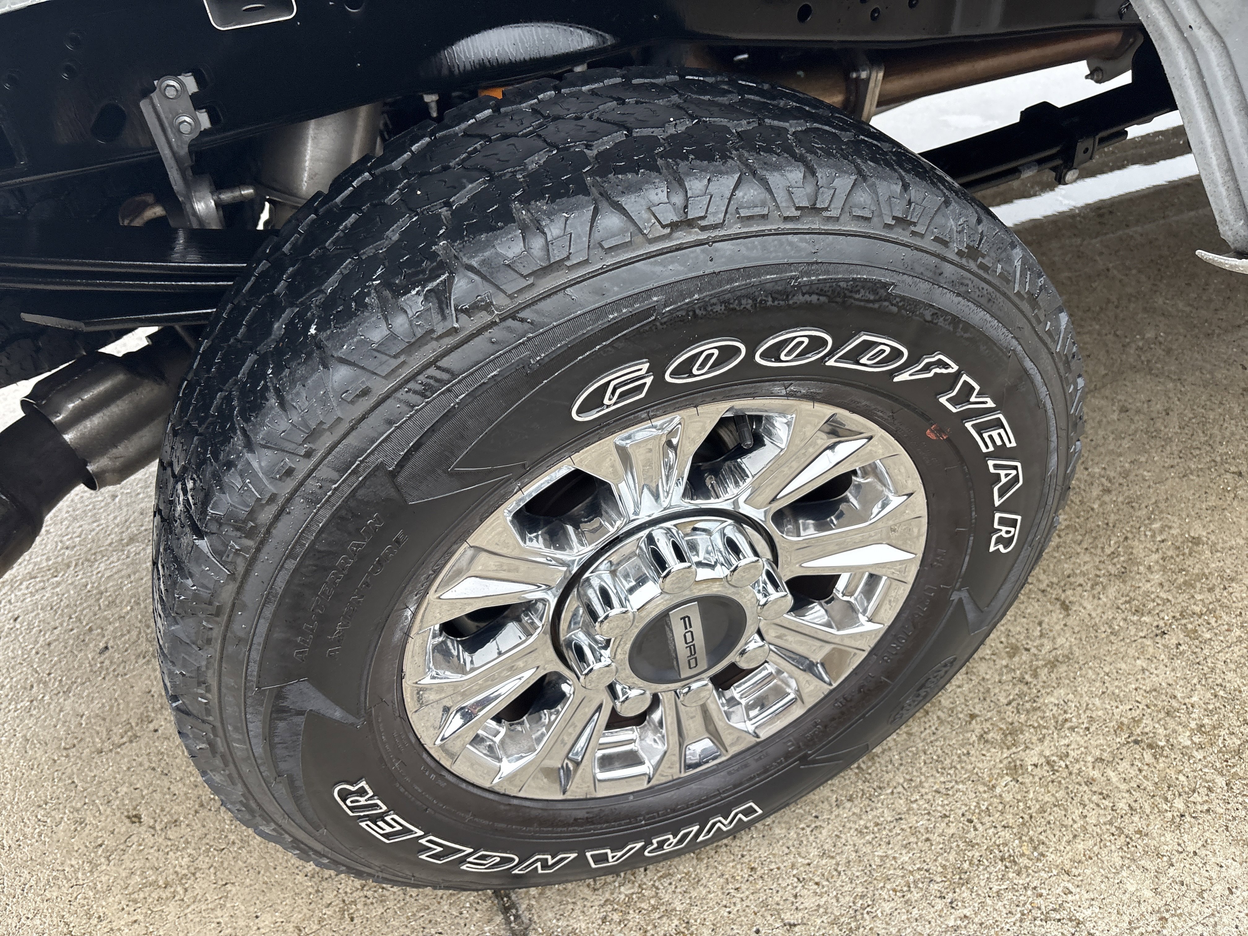 Used 2019 Ford F250 XLT w/ XLT Value Package image 6