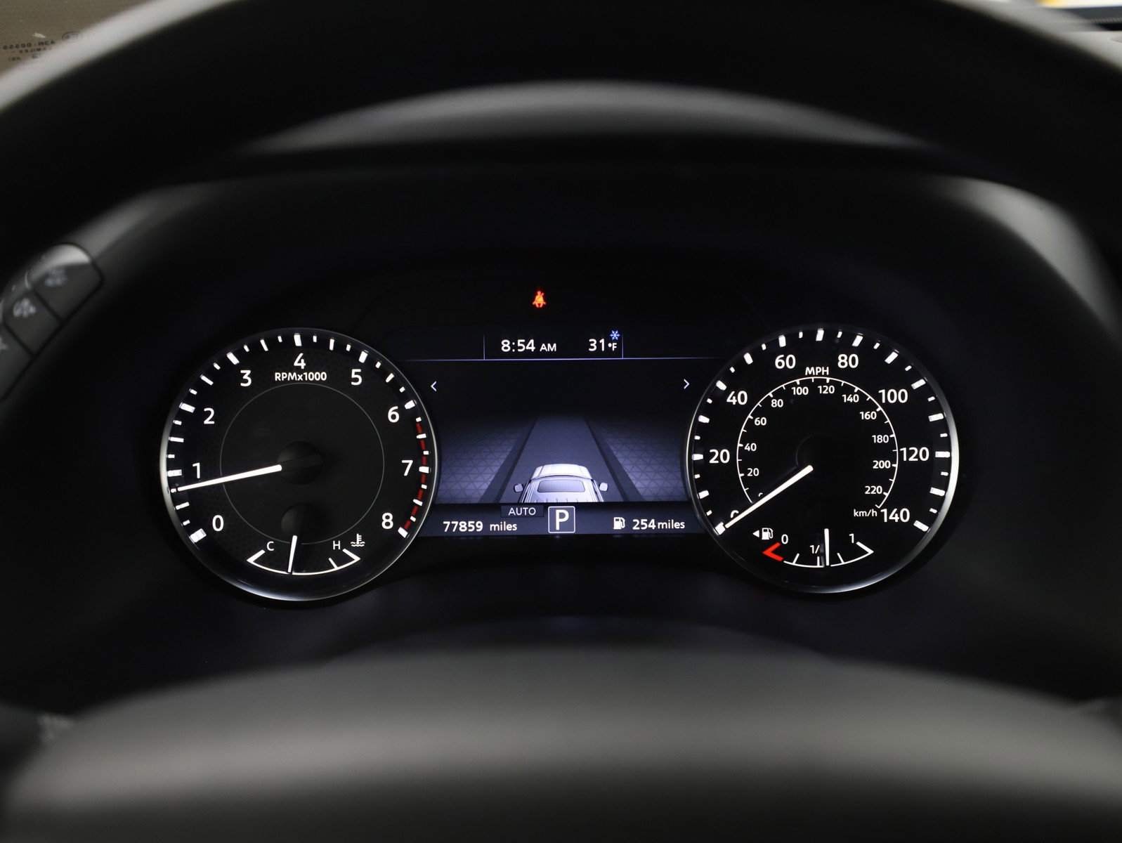 Used 2023 Nissan Armada SL w/ Captain's Chairs Package image 29