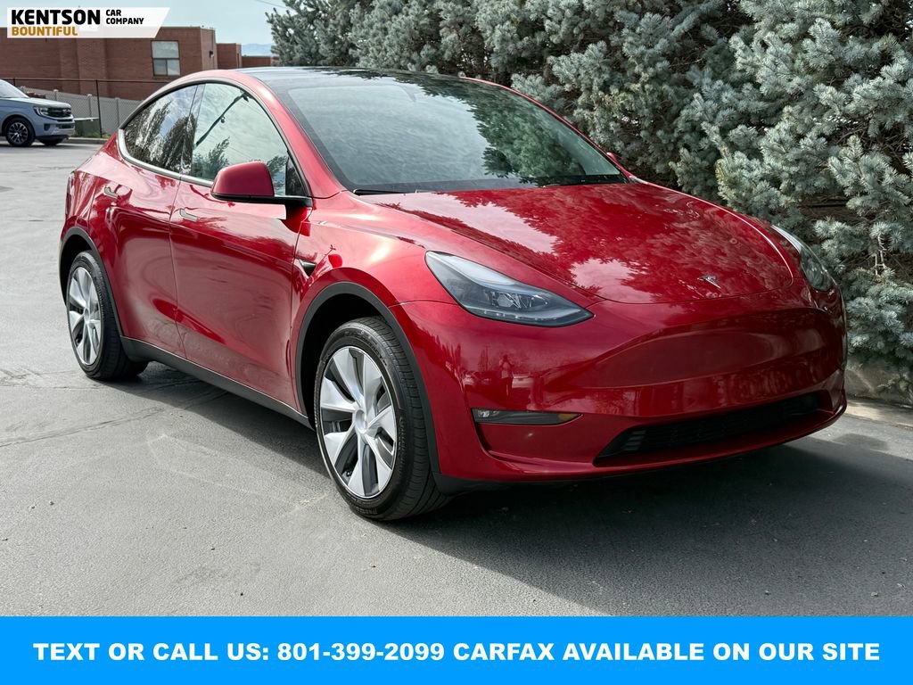 Used 2024 Tesla Model Y Long Range image 12