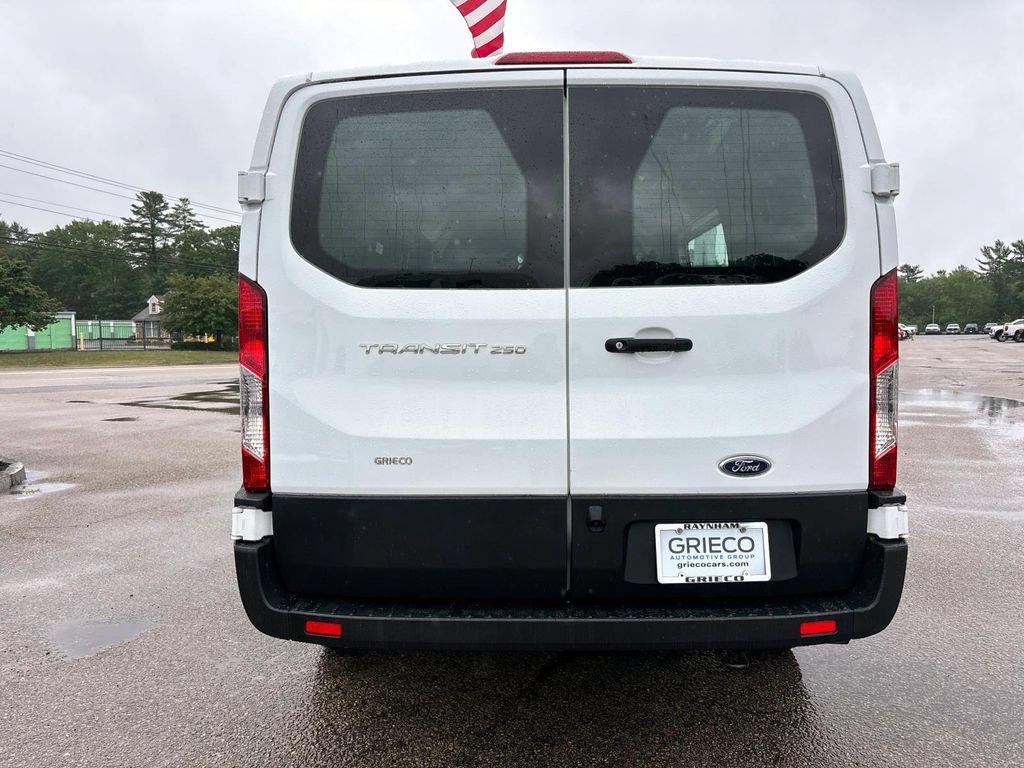 Used 2025 Ford Transit 250 Low Roof w/ Exterior Upgrade Package RWD image 4