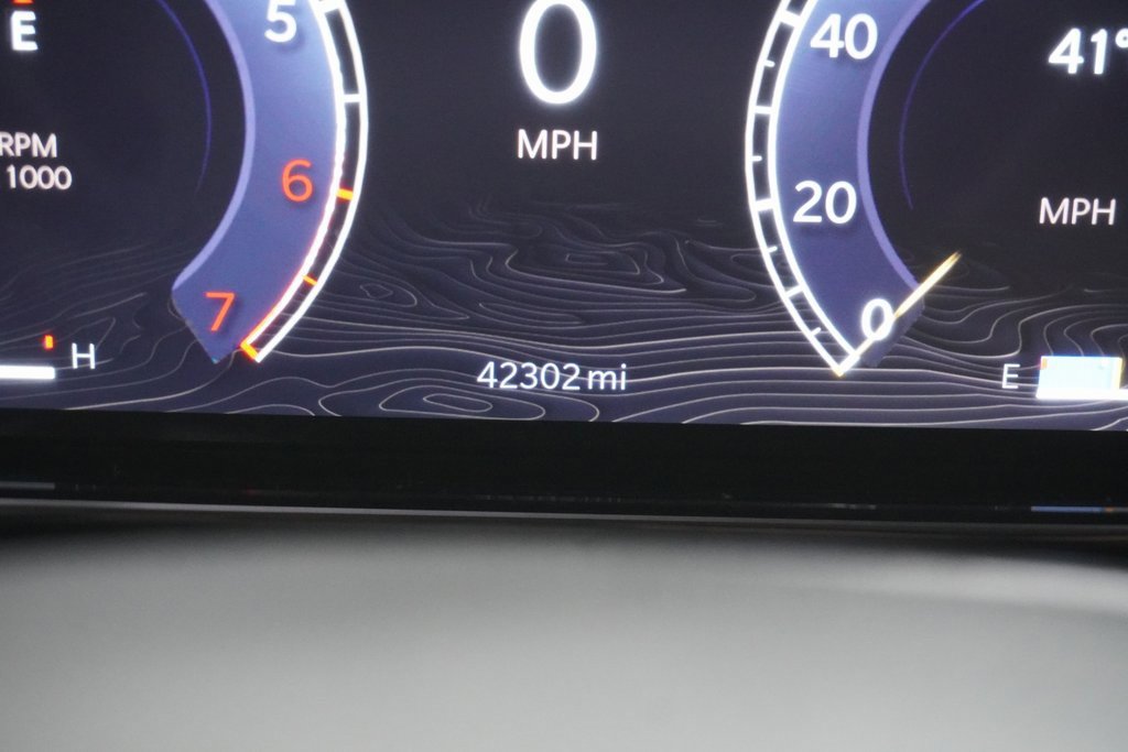 Used 2023 Jeep Wagoneer 4WD w/ Premium Group I image 13