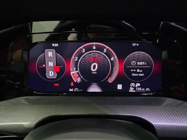 Used 2025 Volkswagen GTI SE FWD image 17