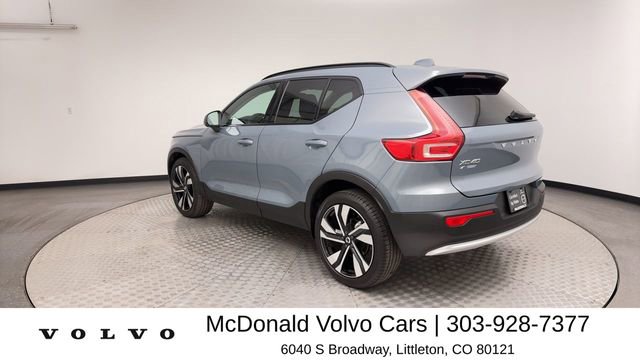 Certified 2023 Volvo XC40 B5 Ultimate w/ Protection Package Premier image 4