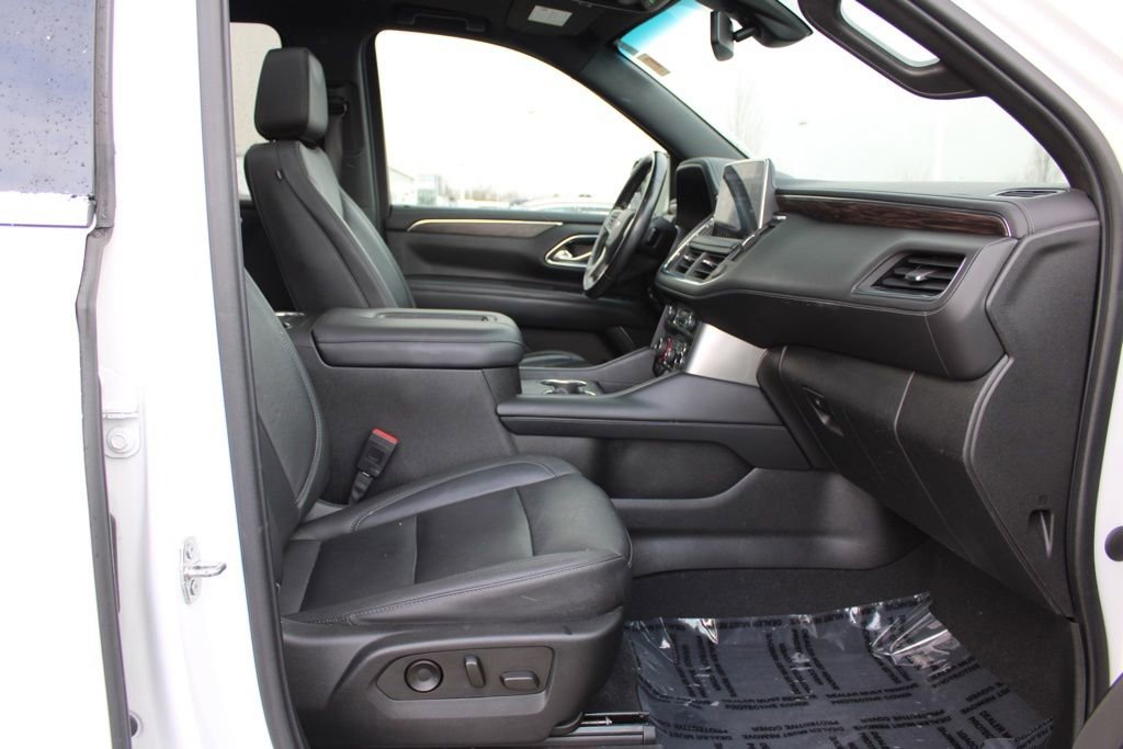 Used 2021 Chevrolet Suburban LT image 20