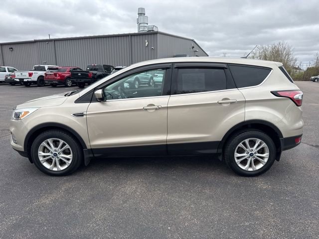 Certified 2017 Ford Escape SE w/ SE Cold Weather Package AWD/4WD image 4
