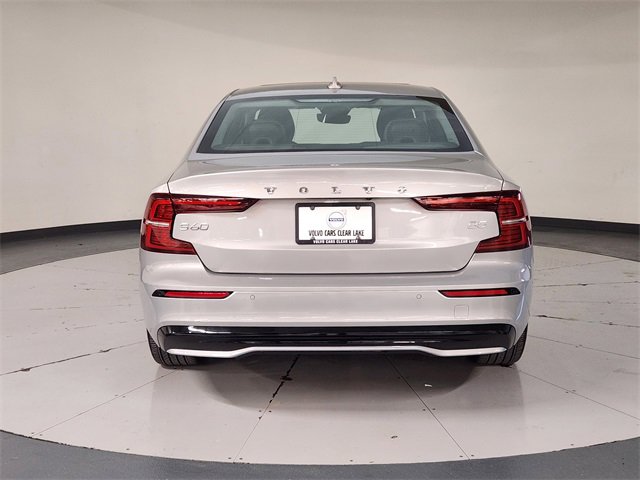 Used 2024 Volvo S60 B5 Core image 10