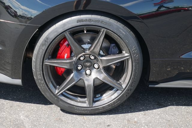 Used 2022 Ford Mustang Shelby GT500 w/ Carbon Fiber Track Pack RWD image 13