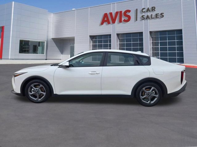 Used 2025 Kia K4 FWD image 11