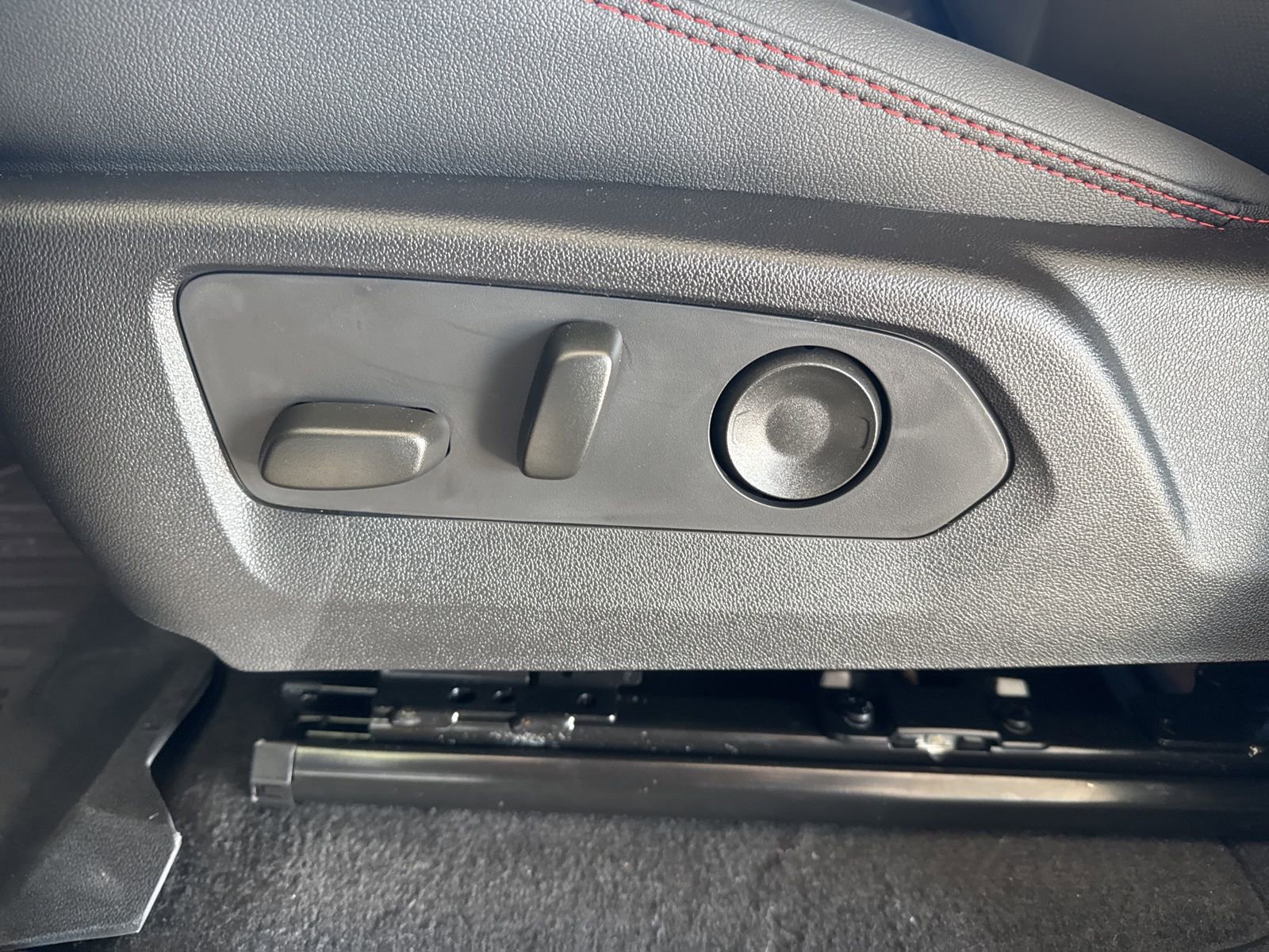 New 2026 Chevrolet Colorado Z71 w/ Technology Package image 16