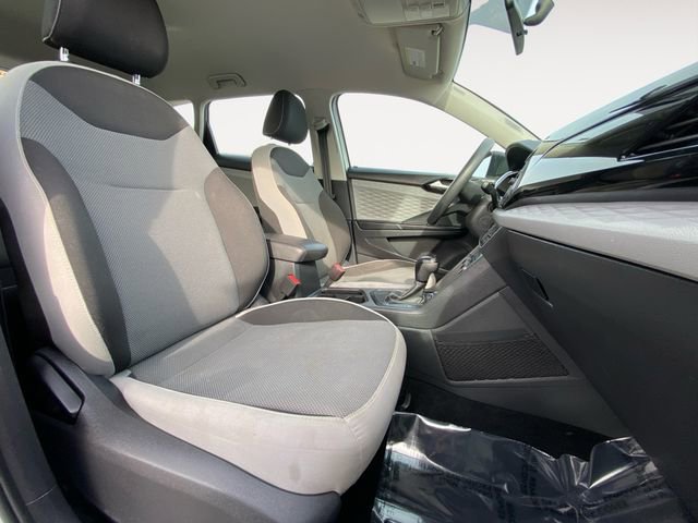 Used 2022 Volkswagen Taos S image 15