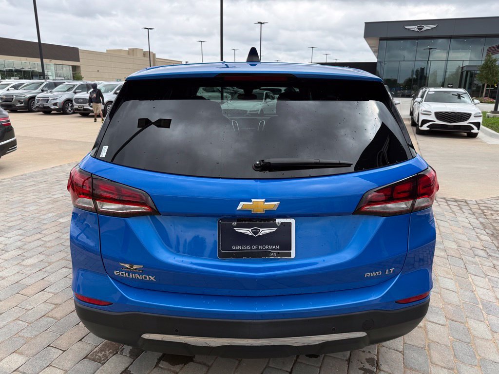 Used 2024 Chevrolet Equinox LT AWD/4WD image 4