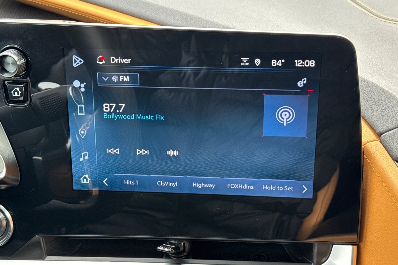 Used 2024 Chevrolet Corvette Stingray w/ Z51 Performance Package image 15