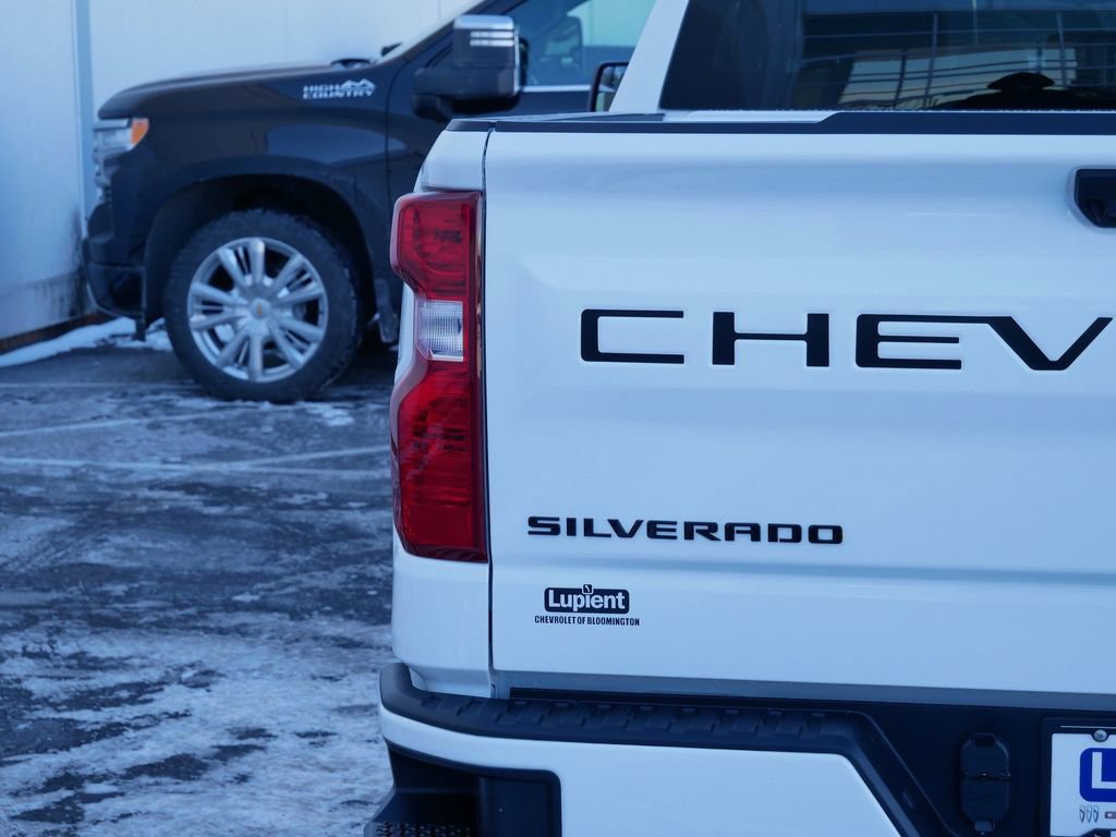 New 2026 Chevrolet Silverado 1500 Custom w/ Turbomax Blackout Package AWD/4WD image 6