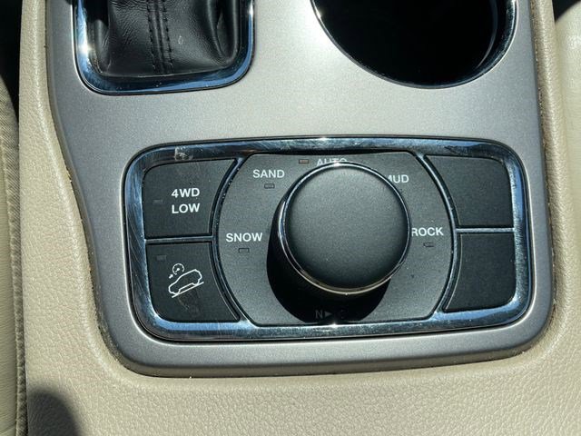 Certified 2021 Jeep Grand Cherokee Limited AWD/4WD image 53