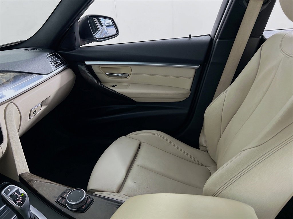 Used 2016 BMW 328i xDrive Sedan image 24