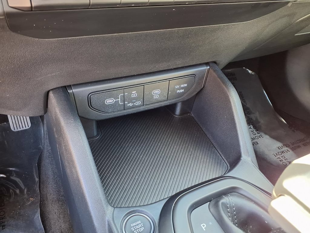 Used 2025 Kia K4 FWD image 21