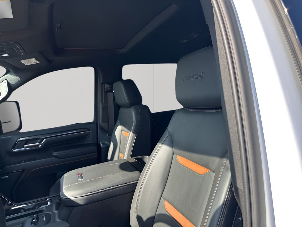Used 2024 GMC Sierra 2500 AT4 w/ AT4 Premium Plus Package image 29