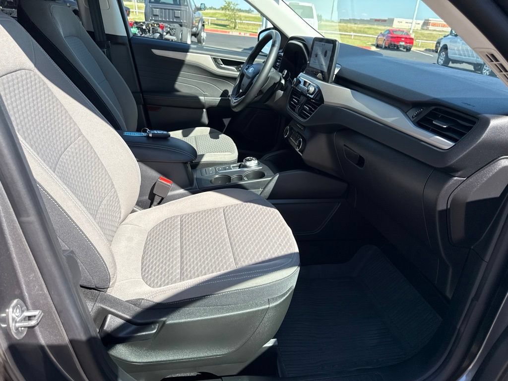 Used 2022 Ford Escape SE w/ Convenience Package FWD image 29