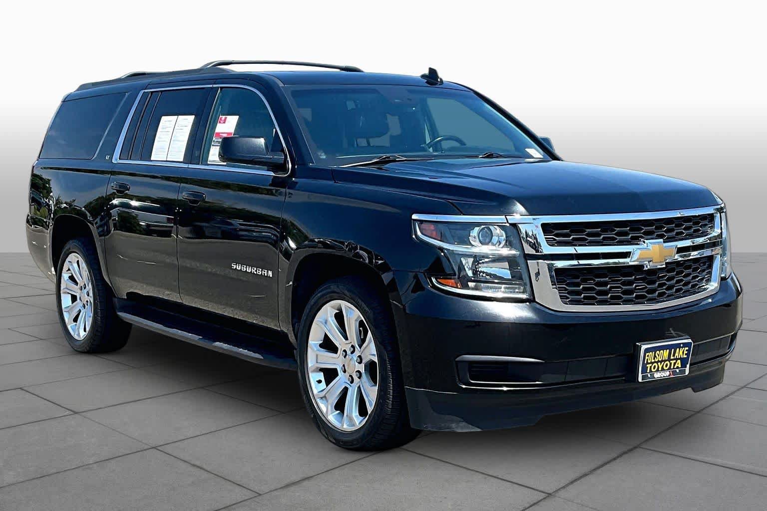 Used 2018 Chevrolet Suburban LT AWD/4WD image 2