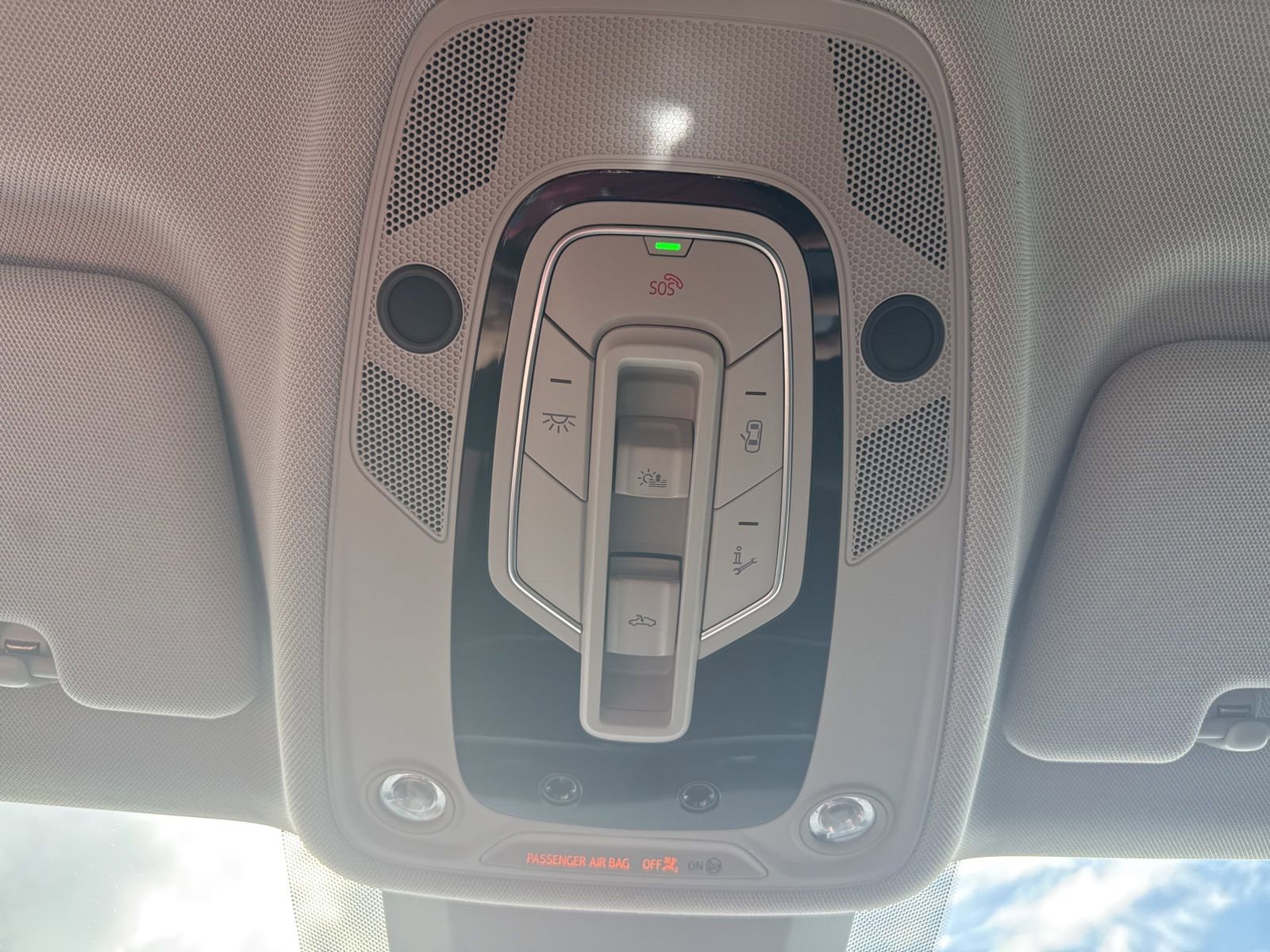 Used 2019 Audi Q8 Premium w/ Convenience Package AWD/4WD image 23