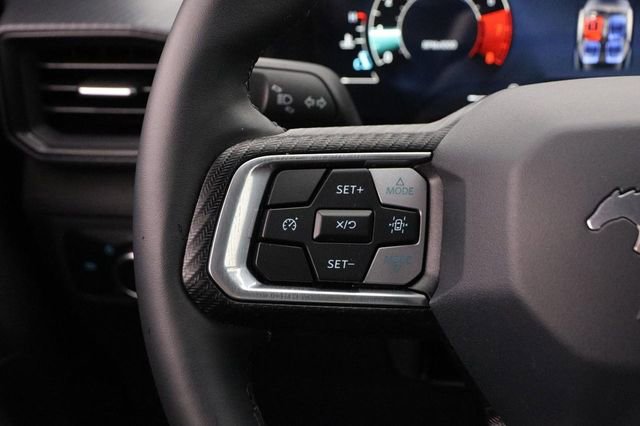 Used 2025 Ford Mustang Coupe image 11