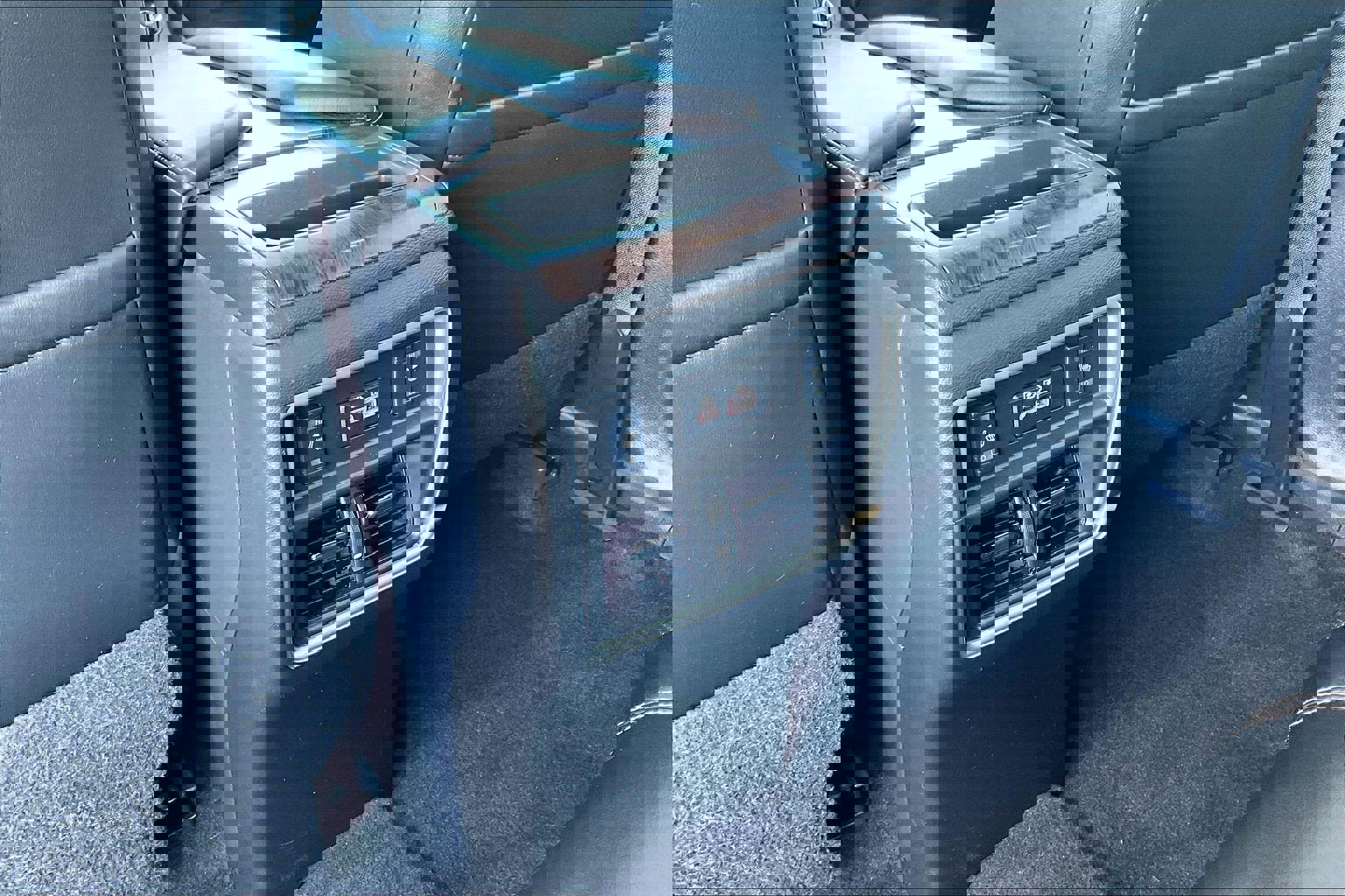 Used 2021 Nissan Murano Platinum w/ Cargo Package image 11