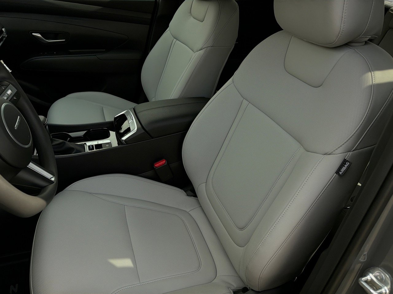 Used 2025 Hyundai Santa Cruz SEL AWD/4WD image 14