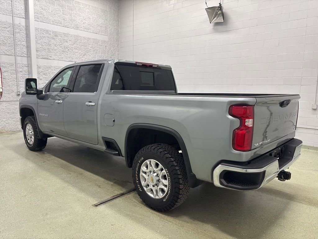 Used 2024 Chevrolet Silverado 2500 LTZ w/ LTZ Convenience Package image 6