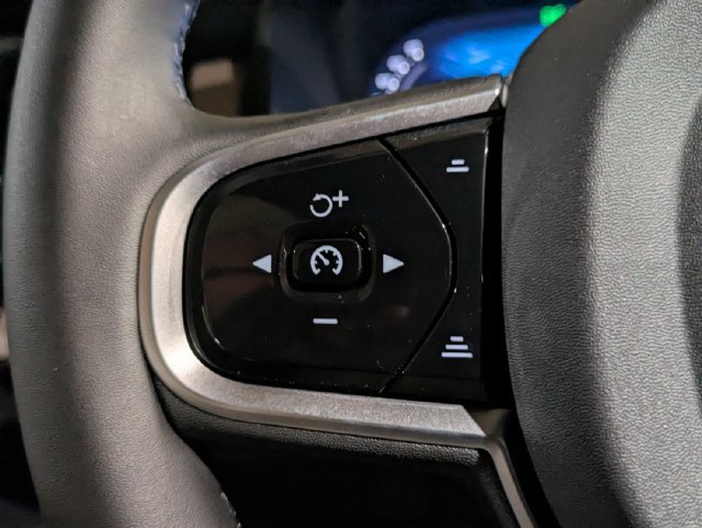 New 2026 Volvo XC90 T8 Ultra w/ Protection Package AWD/4WD image 18