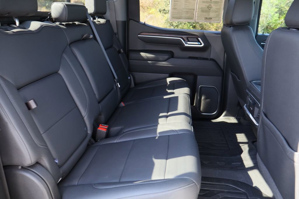 Used 2022 GMC Sierra 1500 SLT w/ SLT Premium Plus Package image 26