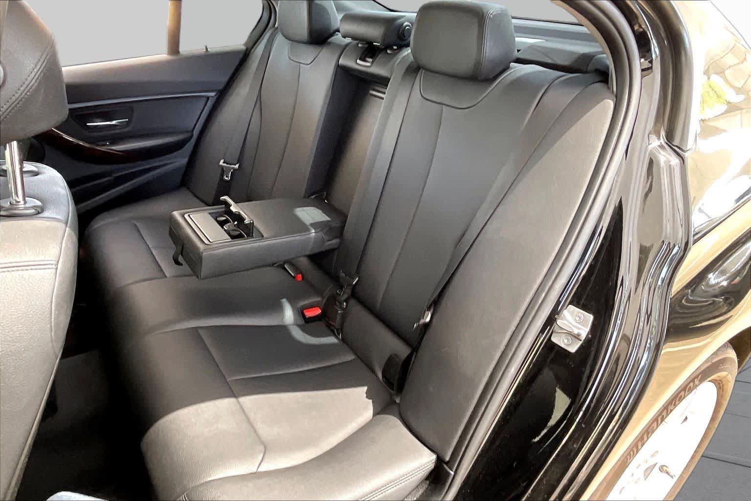 Used 2014 BMW 328i Sedan RWD image 21