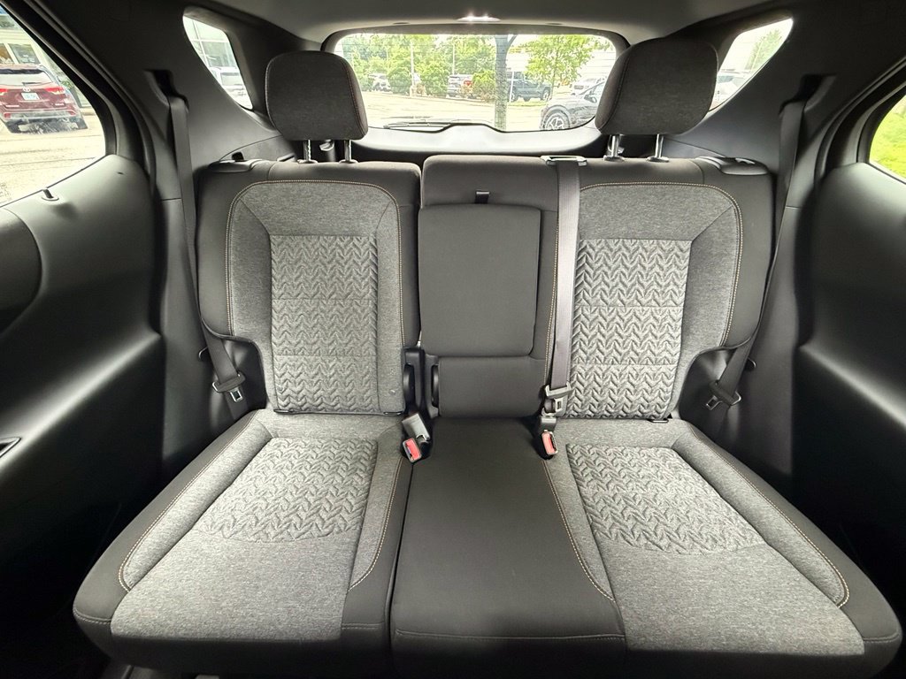 Used 2023 Chevrolet Equinox LT AWD/4WD image 28