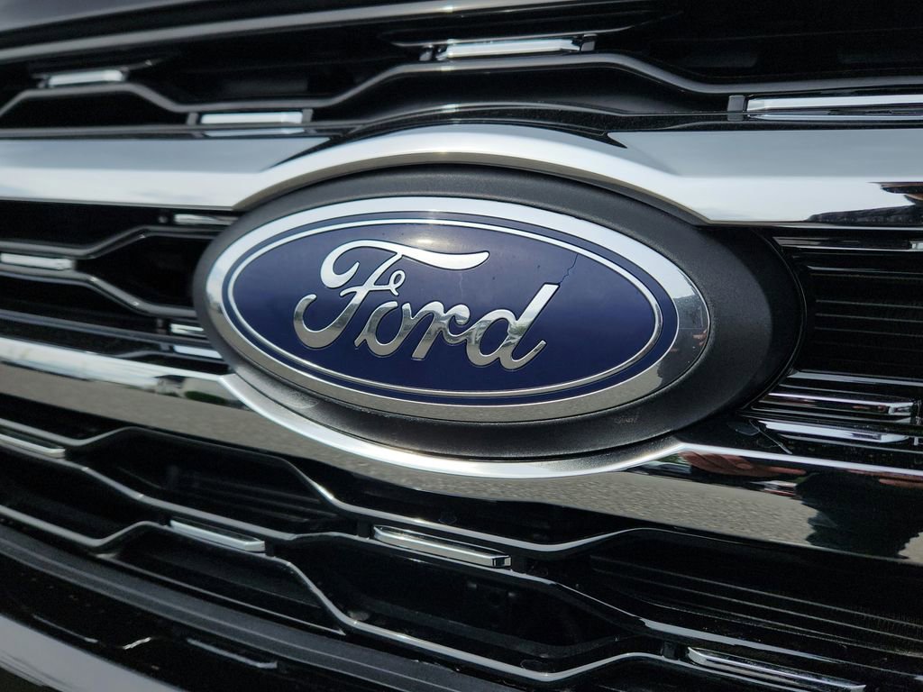 Used 2024 Ford Expedition Limited AWD/4WD image 12