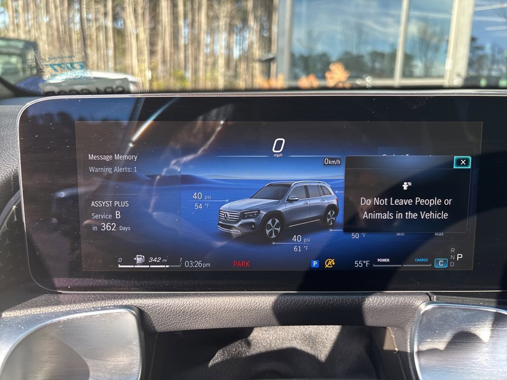 Used 2024 Mercedes-Benz GLB 250 image 40