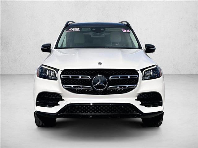 Used 2023 Mercedes-Benz GLS 580 4MATIC image 2