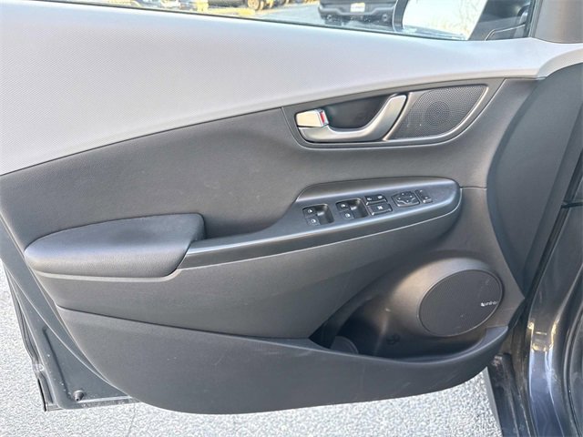 Used 2021 Hyundai Kona Ultimate w/ Cargo Package image 18