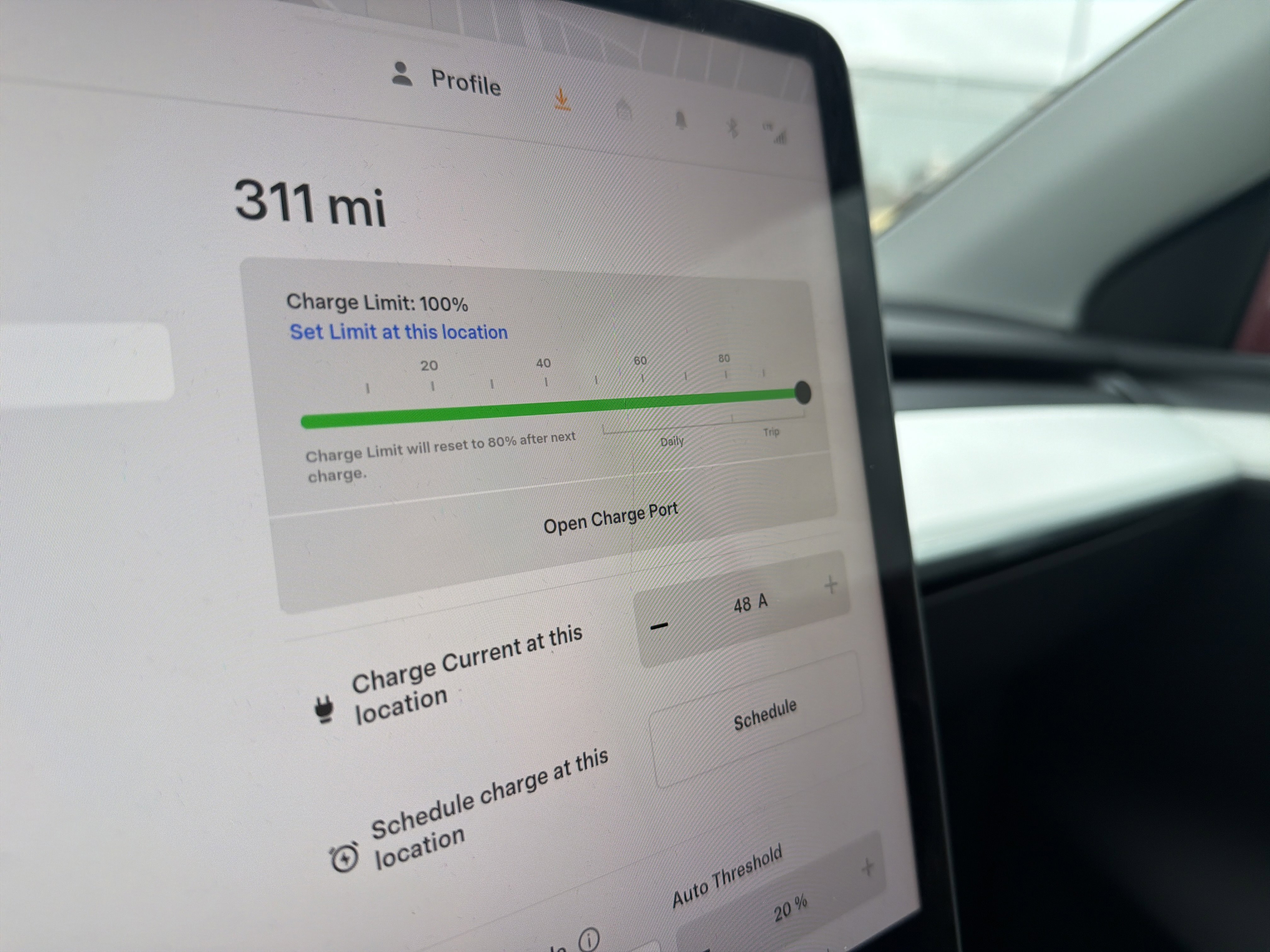 Used 2023 Tesla Model Y Long Range AWD/4WD image 1