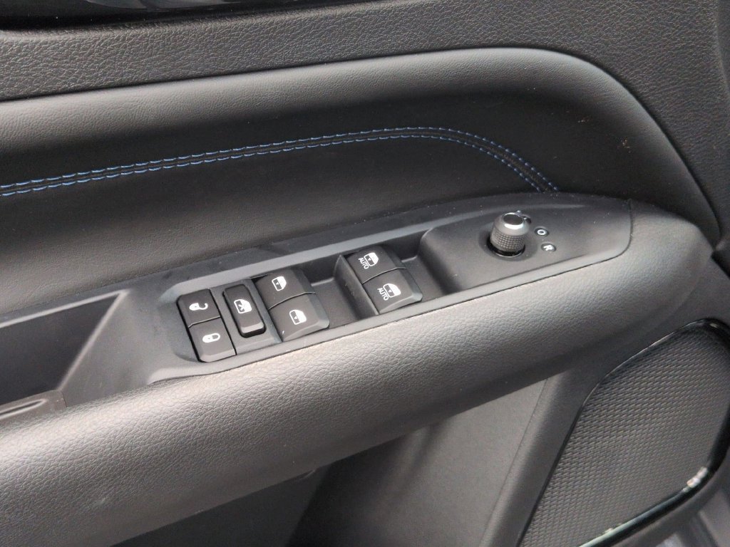 New 2026 Jeep Compass Latitude AWD/4WD image 14